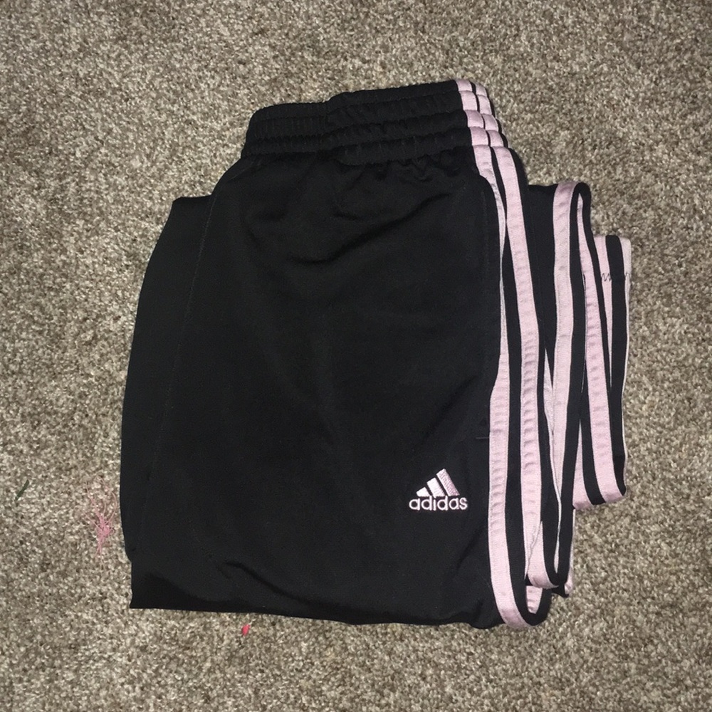 💖•PINK BLACK ADIDAS JOGGERS•💖